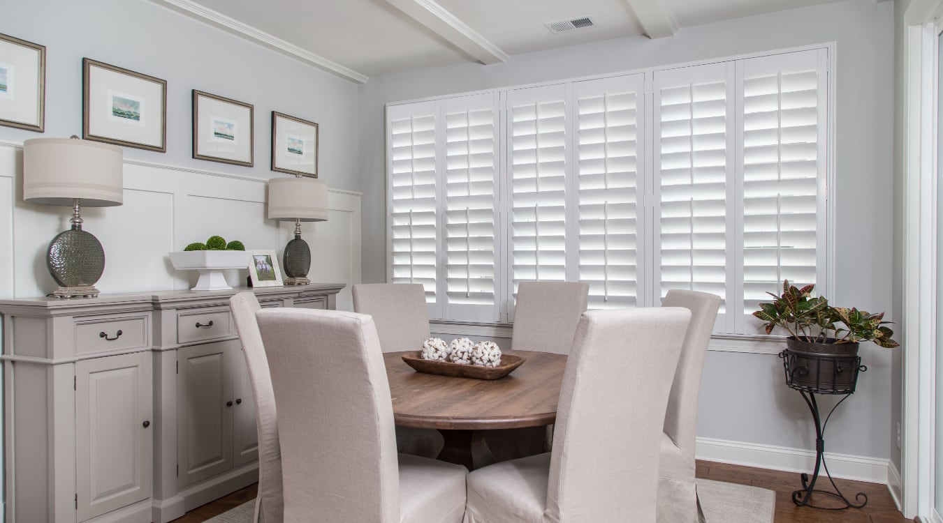 shutters in Bluff City living room